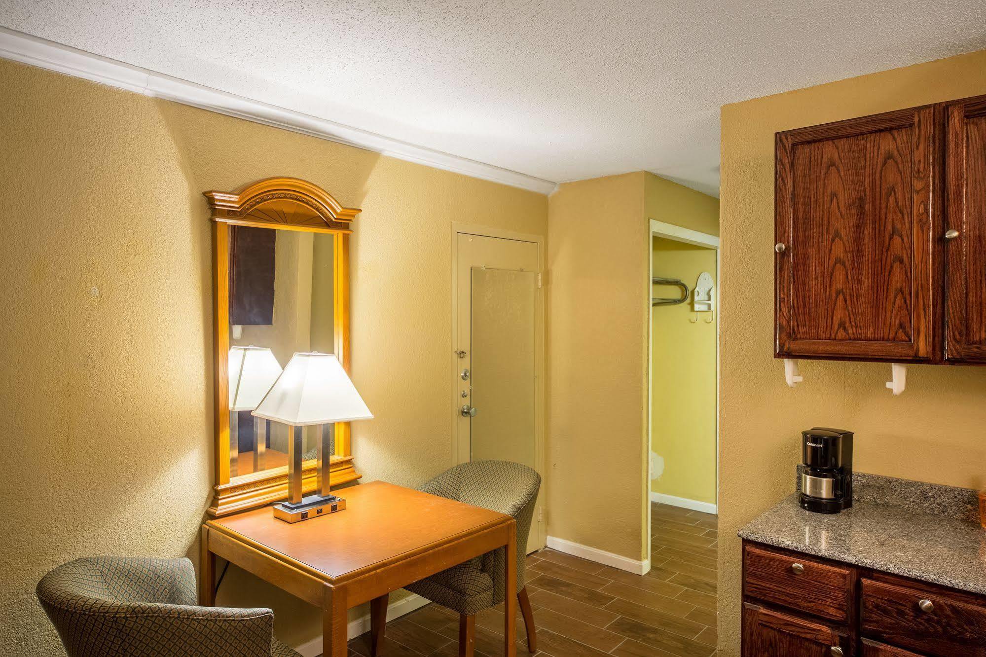 Fort Wayne Extended Stay Экстерьер фото